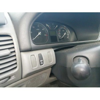 renault laguna ii (bg0) del año 2004