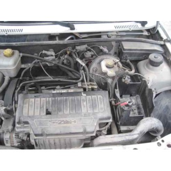 ford fiesta berlina del año 2002