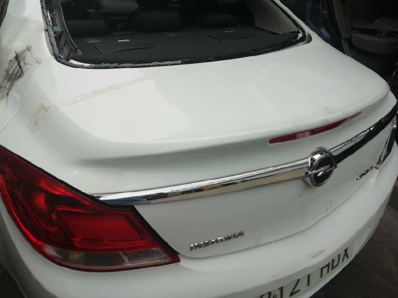 Recambio de tapa maletero para opel insignia berlina sport 4x4 referencia OEM IAM  CON GOLPE 