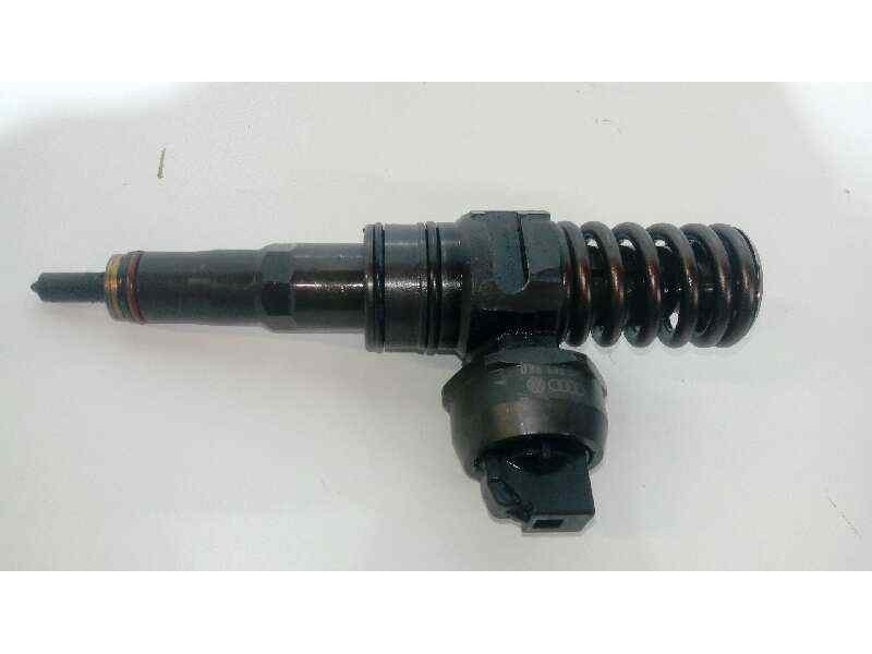 Recambio de inyector para skoda suberb (3t4) ambition referencia OEM IAM 038130073BQ  