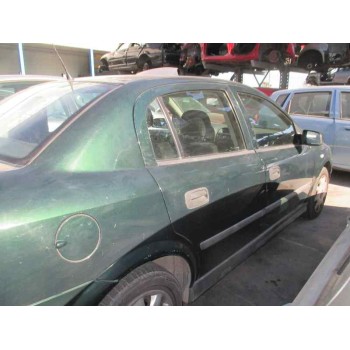 opel astra g berlina del año 1999