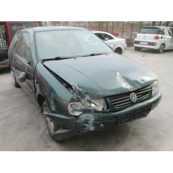 volkswagen polo berlina (6n1) del año 1995