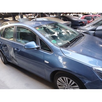 opel astra j (p10) del año 2015