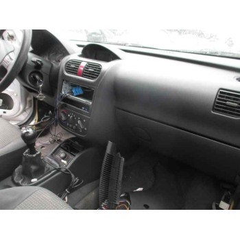 opel corsa c del año 2002