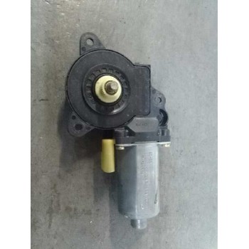 MOTOR ELEVALUNAS DELANTERO DERECHO 0130821939 