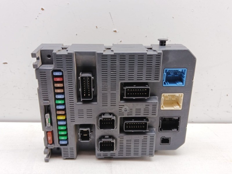 Recambio de centralita bsi para citroën c4 i (lc_) 1.4 16v referencia OEM IAM 9663798580  bsi2004p0900