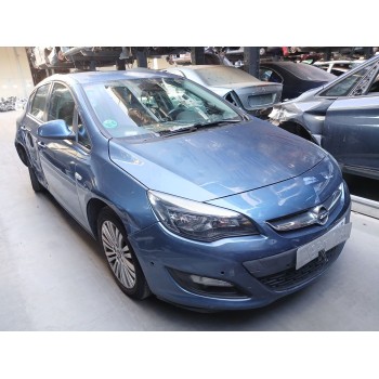 opel astra j (p10) del año 2015