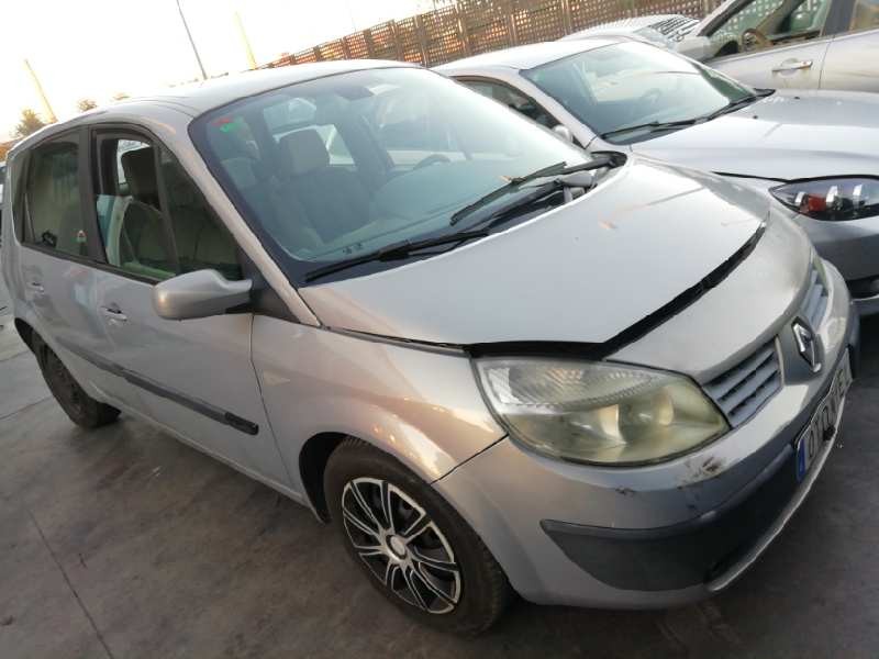 renault scenic ii del año 2004