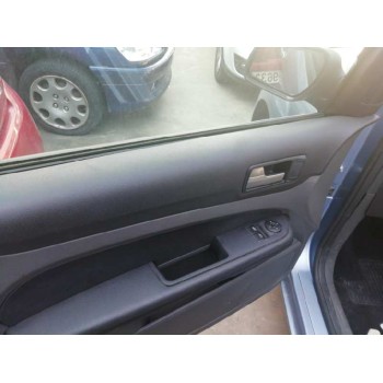 ford focus berlina (cap) del año 2006