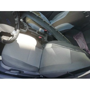 ford focus berlina (cap) del año 2006