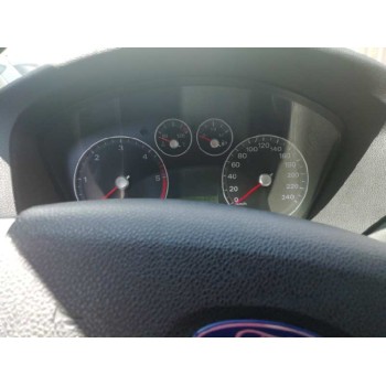 ford focus berlina (cap) del año 2006