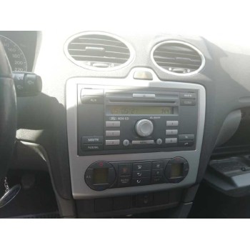 ford focus berlina (cap) del año 2006