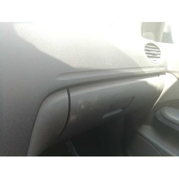 ford focus berlina (cap) del año 2006