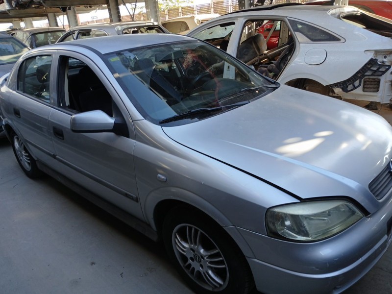 opel astra g hatchback (t98) del año 2000