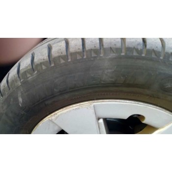 toyota prius (nhw30) del año 2012