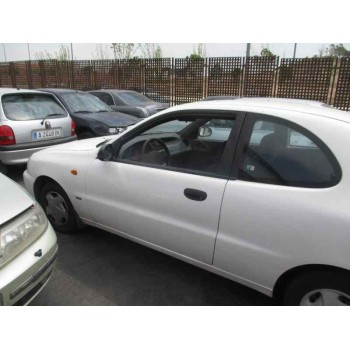 daewoo lanos del año 2000