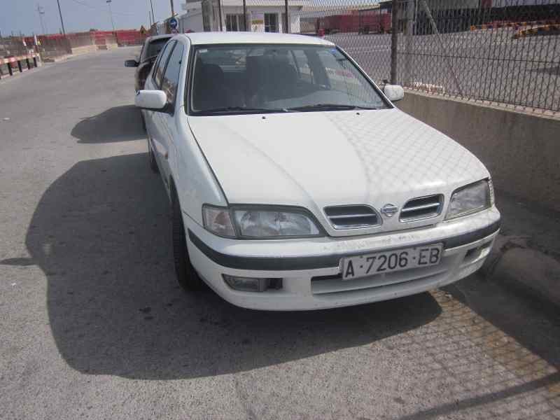 nissan primera berlina (p11) del año 1999