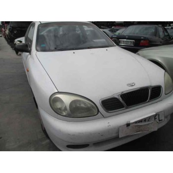 daewoo lanos del año 2000