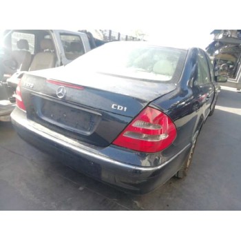 mercedes-benz clase e (w211) berlina del año 2005