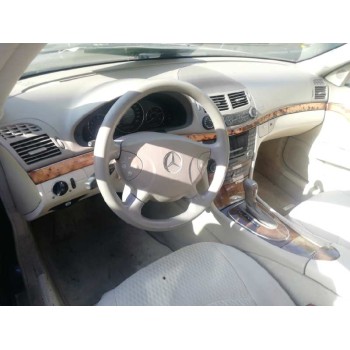 mercedes-benz clase e (w211) berlina del año 2005