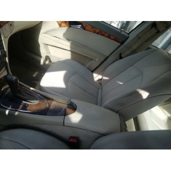 mercedes-benz clase e (w211) berlina del año 2005