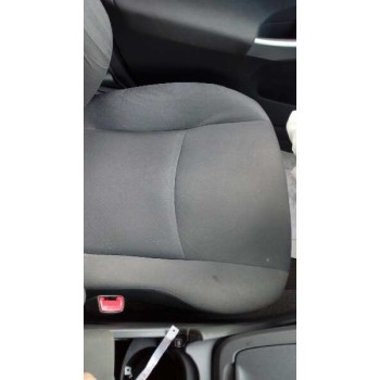 toyota prius (nhw30) del año 2012