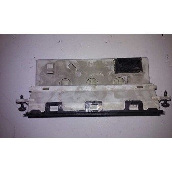 Recambio de display para citroën xsara berlina 1.6i 16v exclusive referencia OEM IAM 9637411677D03  