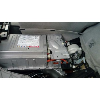 toyota prius (nhw30) del año 2012