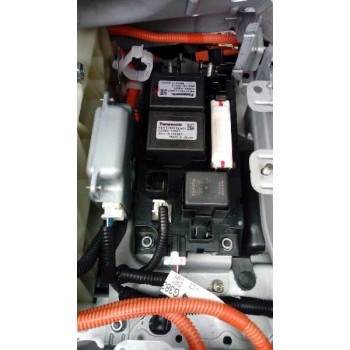 toyota prius (nhw30) del año 2012