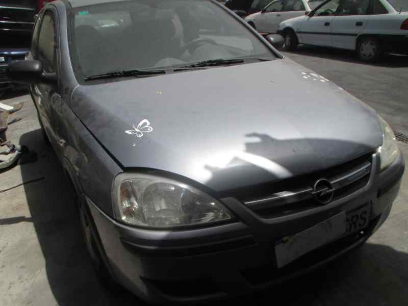 opel corsa c del año 2004