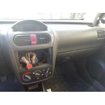 opel corsa c del año 2003