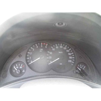 opel corsa c del año 2004