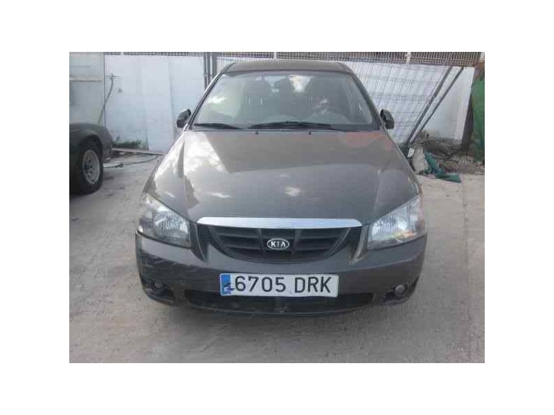 kia cerato del año 2005