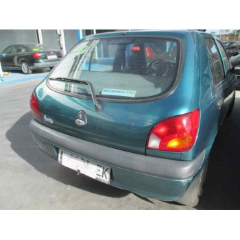 ford fiesta berlina (dx) del año 2000