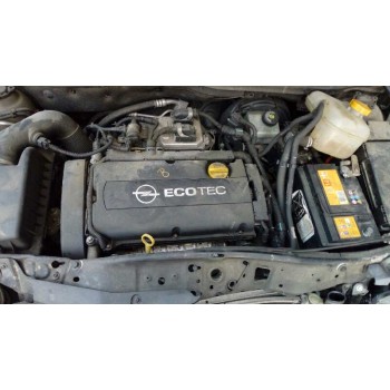 opel astra h berlina del año 2008