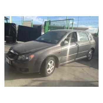 kia cerato del año 2005