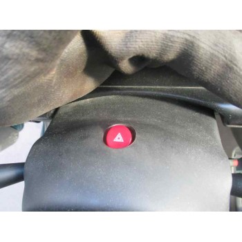 ford fiesta berlina (dx) del año 2000