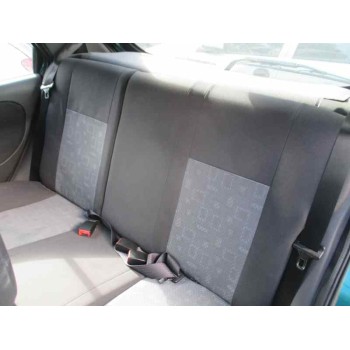 ford fiesta berlina (dx) del año 2000