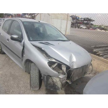 peugeot 206 berlina del año 2000