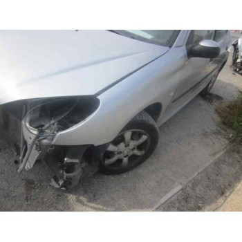 peugeot 206 berlina del año 2000