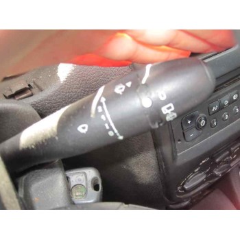 peugeot 206 berlina del año 2002