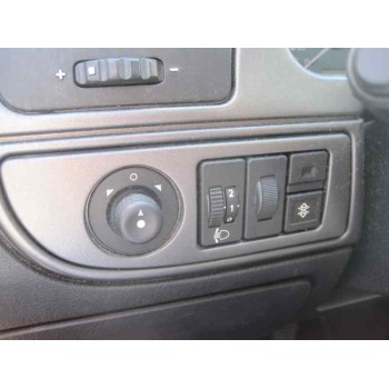 citroën xsara berlina del año 1999