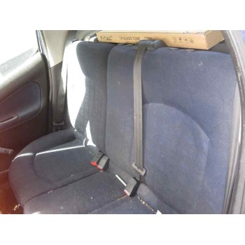 peugeot 206 berlina del año 2002