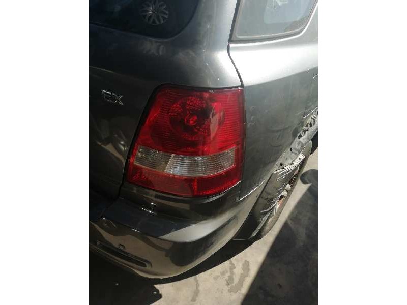 Recambio de piloto trasero derecho para kia sorento 2.5 crdi cat referencia OEM IAM   