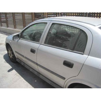 opel astra g berlina del año 1999