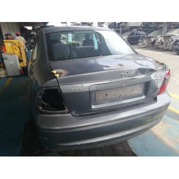 opel vectra b berlina del año 2001