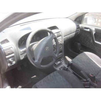 opel astra g berlina del año 1999