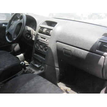 opel astra g berlina del año 1999