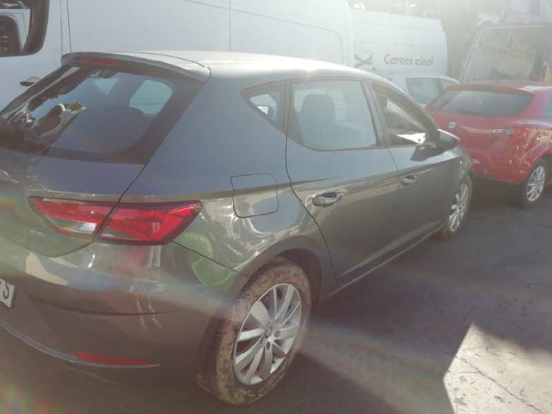 SEAT LEON (5F1)