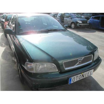volvo s40 berlina del año 1998